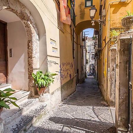 Apartamento Tra Amalfi, Pompei, Paestum Salerno Habitación foto